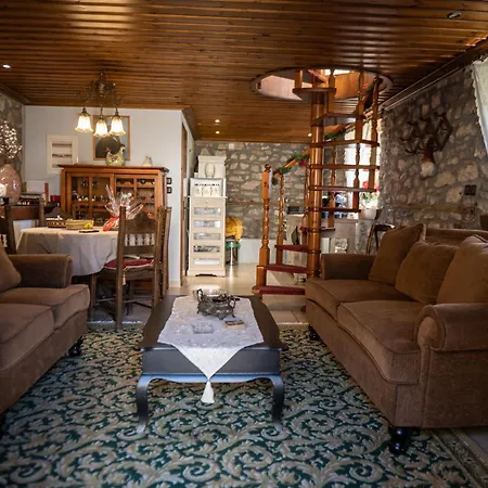 Holiday home Gorianades Traditional House Gorianadhes
